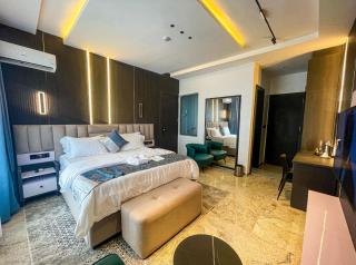 Vegas Astoria Hotel & Suites Ltd - 2