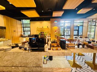 Atour Hotel Hongqiao Hub National Exhibition Center Shanghai - 1