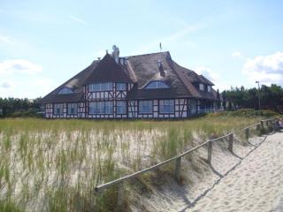 Charlotte Modern Retreat - Groß Kirr - 1