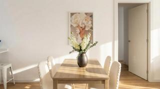 NEW! Luxury 3BR apartment with POOL & FREE parking - 1