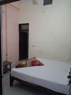 Om Shiv Palace - Peaceful Spiritual Retreat near Shri Krishna Janmabhoomi - 7