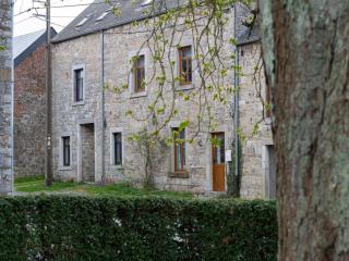 Spacious holiday home with sunny terrace - 9