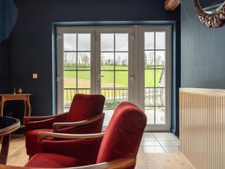 Spacious holiday home with sunny terrace - 5