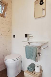 Rallentare immersi nel verde di Cima Lan - 9