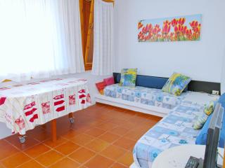Apartment in Cugnana Verde with garden - 9