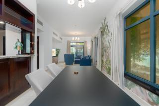 Lux BnB Travo Tower I Private Garden I Lake View - 3