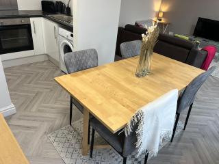 Newly renovated 2 bed apartment - 3