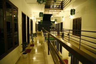 Oxxon Airport Hotel - 4