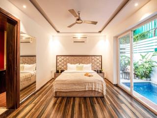 The Infinity Pool Villa Hotel by DanCenter, Baga Beach, Goa - 5