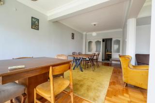 Spacious and Peaceful 4-Bedroom Apartment, 2BA - 9