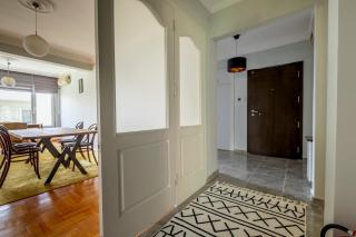 Spacious and Peaceful 4-Bedroom Apartment, 2BA - 4