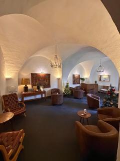 la Cour Carrée - Perrier - 8