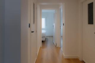 Modern and Elegant Apartment 30m to the beach - 9