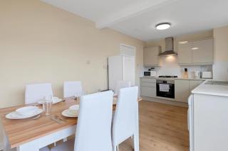 Contractor Home from Home Off Monthly - 3