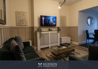 Modern 5 Bedroom Home in Shrewsbury - 2