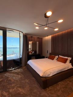 Domenéa Skyline Jacuzzi Retreat - 2