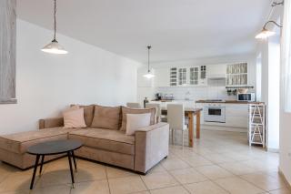 Vila Sistiana - Kostanjevica na Krasu - 8