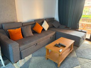 Modern 1BR Seaside Apartment C1 in Turtles Beach - 1