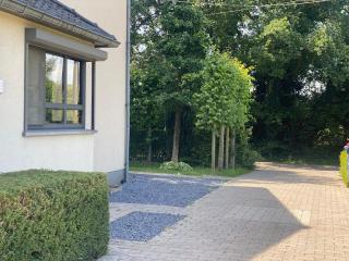 14 beds, 20p, 2 bath-, 1 livingroom - 8