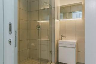 Studio Apartment in Brand New Cape Town Development - 6