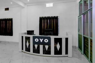 SPOT ON Happyness Restaurant - 3