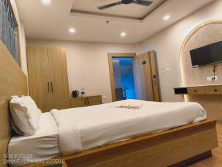 Collection O Bhubaneswar Industrial Estate Formerly Hotel Vrinda - 3