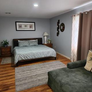 Lovely 3BR Home Quick Trip to NYC Prudential - 9
