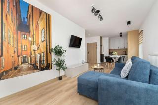 Modern Apartment with Parking and Balcony near the City Center by Noclegi Renters - 5