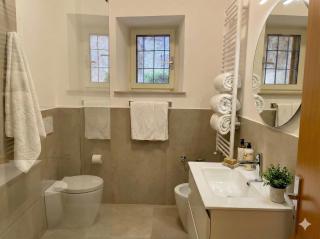 Le Volte di via Portica - Centralissimo - 100m2 - 2 camere - solo VERI letti - WIFI TV65 Airco - 5