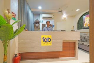 FabHotel New Empire - 9