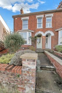17 OutRisbygate St - Sleeps 6 with one private parking space - Bury Saint Edmunds - 9