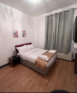 Rooms by Emirate Stadium - 8