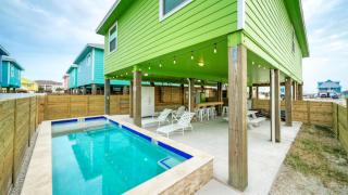 Priv Pool Covered Patio Lounge w Bar Sunset Views Green Gecko by AvantStay - 0