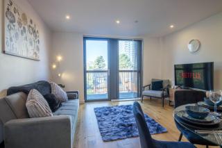 A&M Properties - Modern Birmingham Apartment - 6