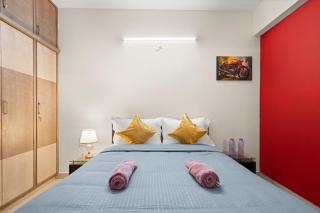 Lakeside Grand 301 with Lift Wifi AC - 1