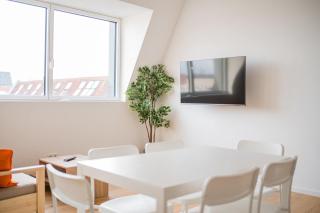 Modern top-floor apartment for 6 in Friedrichshain - 2