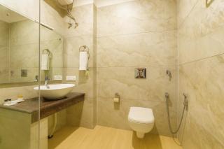 The Vaikunth Resort-Centrally Heated & Air Cooled # Near Mall Road # Big Parking # Lift # Spacious Rooms # Most Awarded # Property Of The Year # - 8