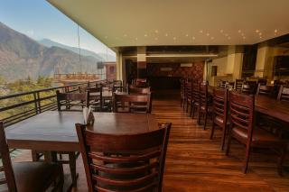 The Vaikunth Resort-Centrally Heated & Air Cooled # Near Mall Road # Big Parking # Lift # Spacious Rooms # Most Awarded # Property Of The Year # - 1