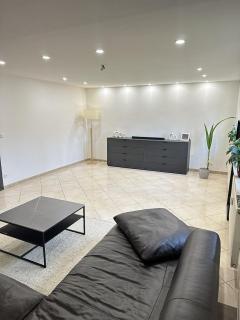 Saniertes 2-3-Zimmer Domizil mit edler Einbaukuche - 3