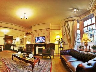 Wilsons Hotel - Blackpool Tower View - 0