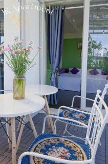 Cozy 2BR Retreat with Outdoor Living & Garden - 1