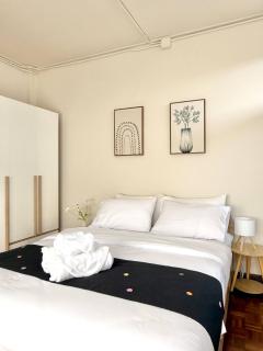 Spacious 2BD 2BA Apartment in Thong Lor - 9