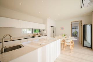 brinyprivate 브리니프라이빗 - 0