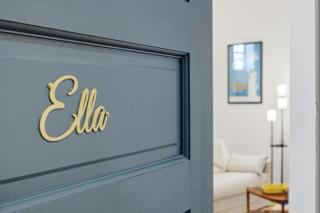 The Ella Stylish King Studio in LaVilla Pool - 0