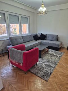 Bright, Warm & Homelike Apartment - 3