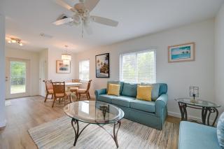 Cozy and Bright Naples Abode with Community Amenities! - 0