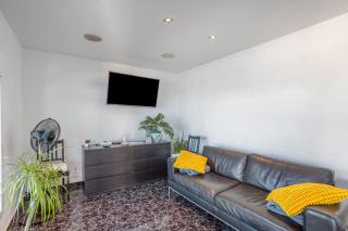 Welcome To The Relax Zone - 7