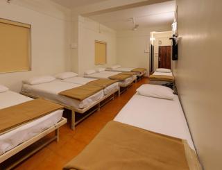 Hotel Parag Deluxe Kolhapur - 7