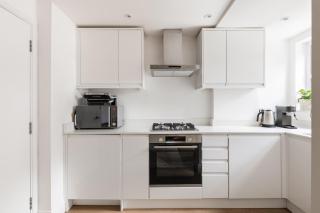 Cosy 1BR Maisonette with Garden by Brixton Hill - 4