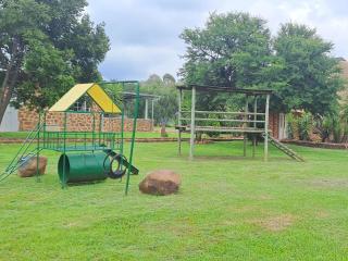 Buck Hill Bush Lodge - 1